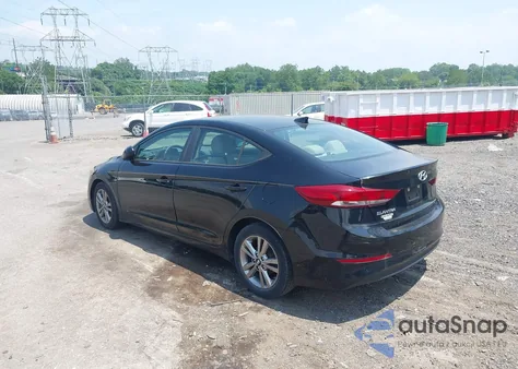 2017 Hyundai Elantra Se z USA, uszkodzony, nr VIN KMHD84LF7HU076817